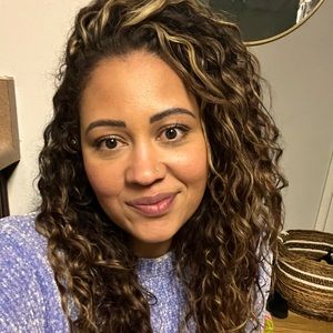 Meet your Posher, Lex